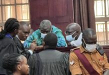 Besigye Threatens to Boycott Court Over Alleged Injustices