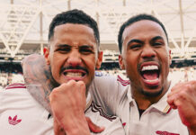 ARSENAL CLINGS ON TO PREMIER LEAGUE TITLE LEAD AS MANCHESTER CITY KEEPS RACE ALIVE