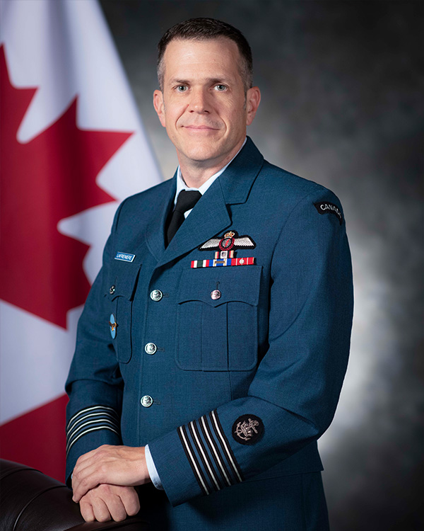 col-alain-lafreniere-600x750