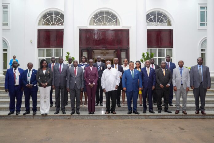 President Museveni meets Delegatio of Senior Officials from South Sudan led by Minister of Trade and Industry Dr Labanya Margaret Mathya - SHE - 01 (1)